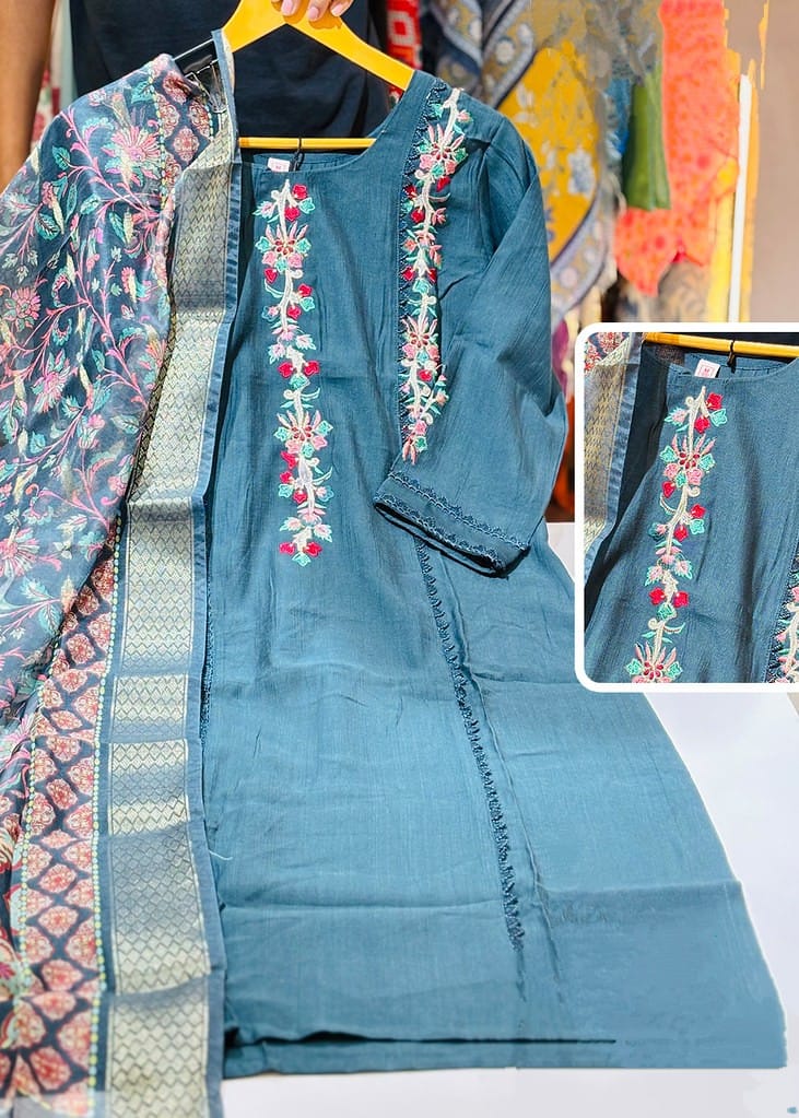 Trendy Embroidered Kurti set with Dupatta